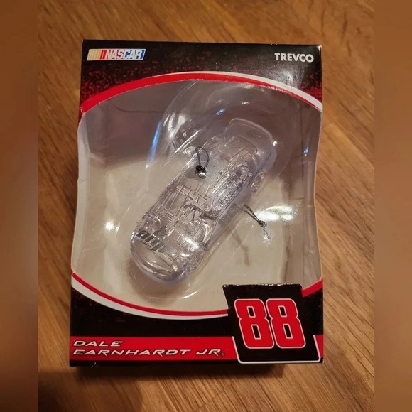 New In Box Dale Earnhardt‎ Jr #88 Car Ornament - Picture 1 of 1